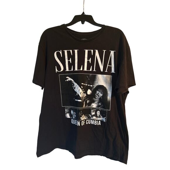 GUC Women's Black Selena Short Sleeve T Shirt Queen of Cumbia Size XL - Picture 1 of 4